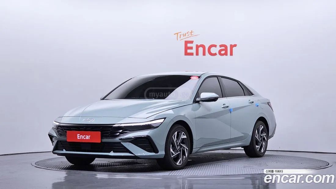 Hyundai Elantra 2026 — миниатюра 1