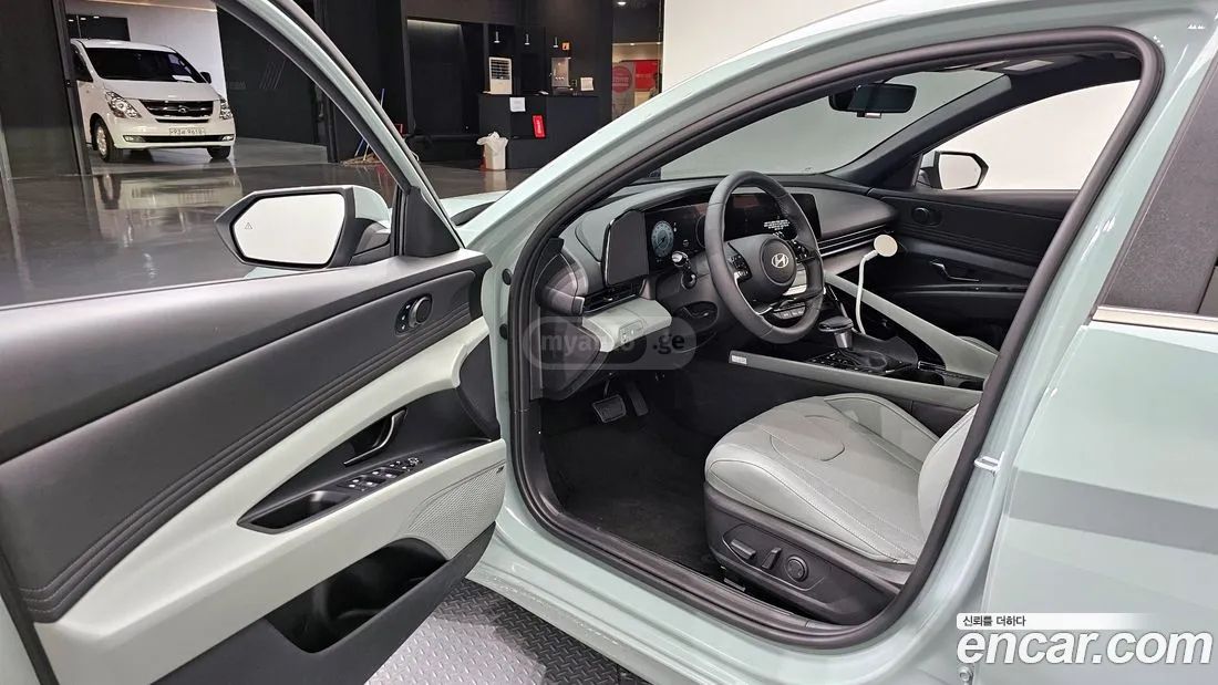 Hyundai Elantra 2026 — миниатюра 11
