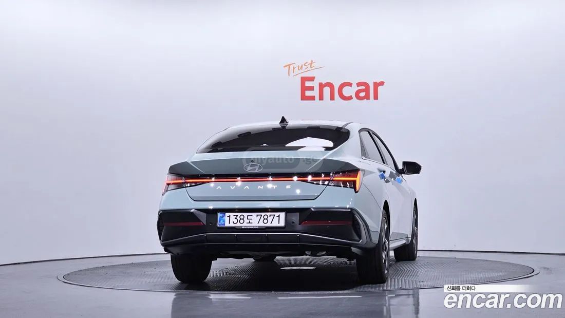 Hyundai Elantra 2026 — миниатюра 4