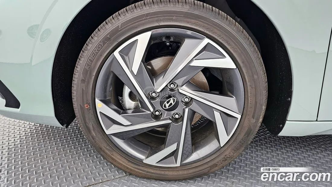 Hyundai Elantra 2026 — миниатюра 5