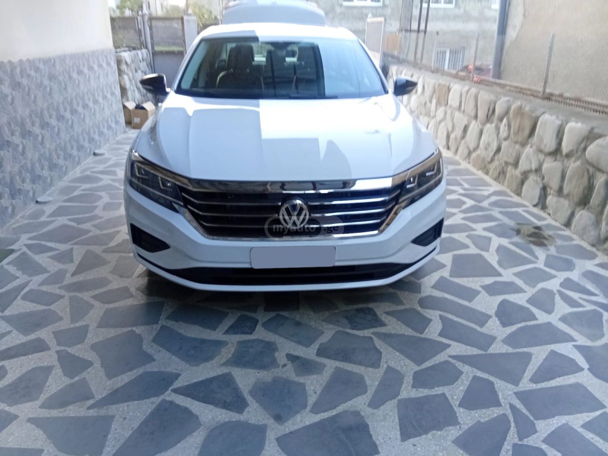 Volkswagen Passat - фото 1