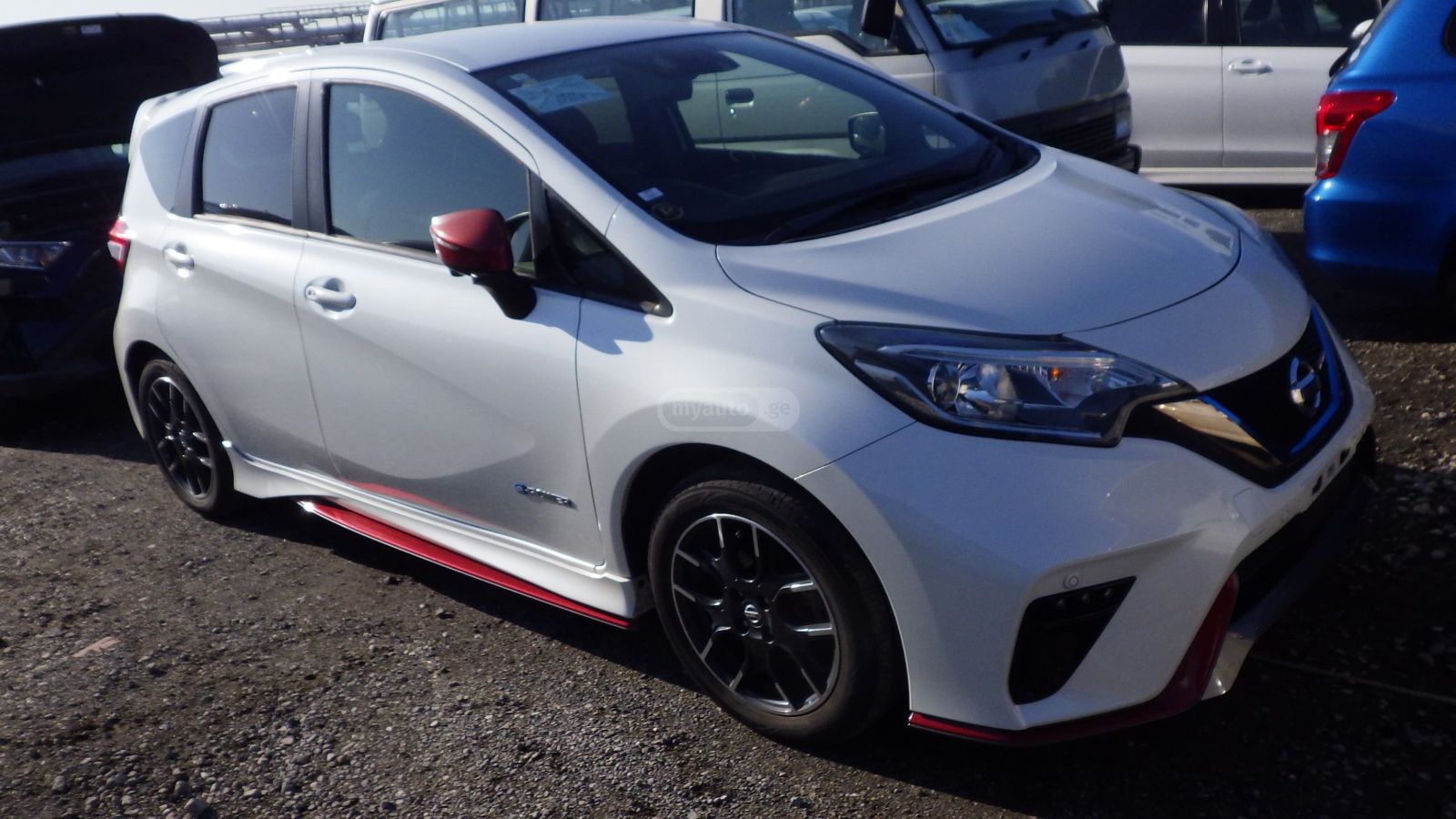 Nissan Note - фото 2