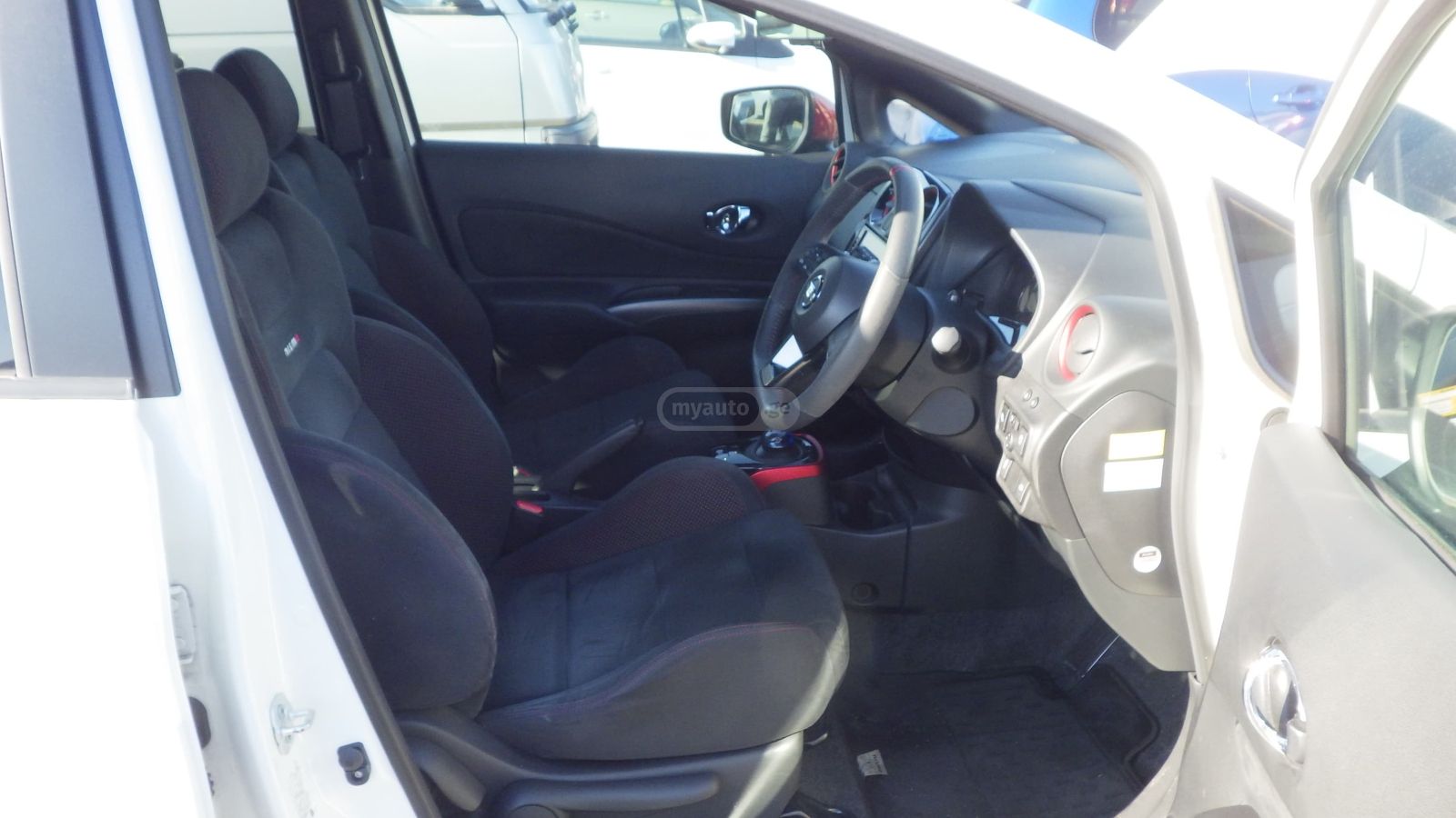 Nissan Note - фото 5