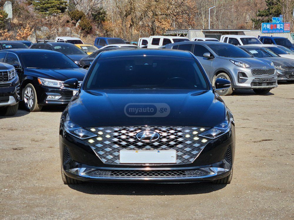 Hyundai Grandeur - фото 2