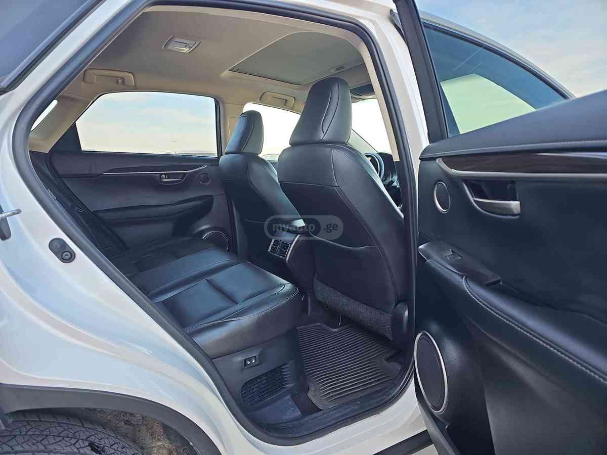 Lexus NX 300 - фото 6
