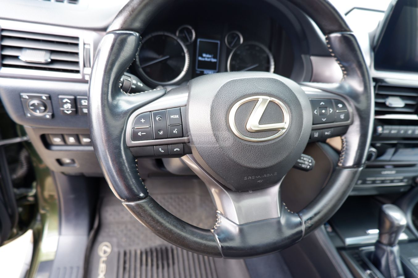 Lexus GX 460 - фото 12
