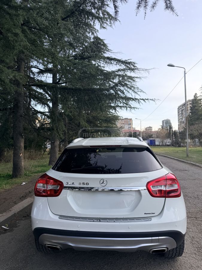 Mercedes-Benz GLA 250 - фото 6