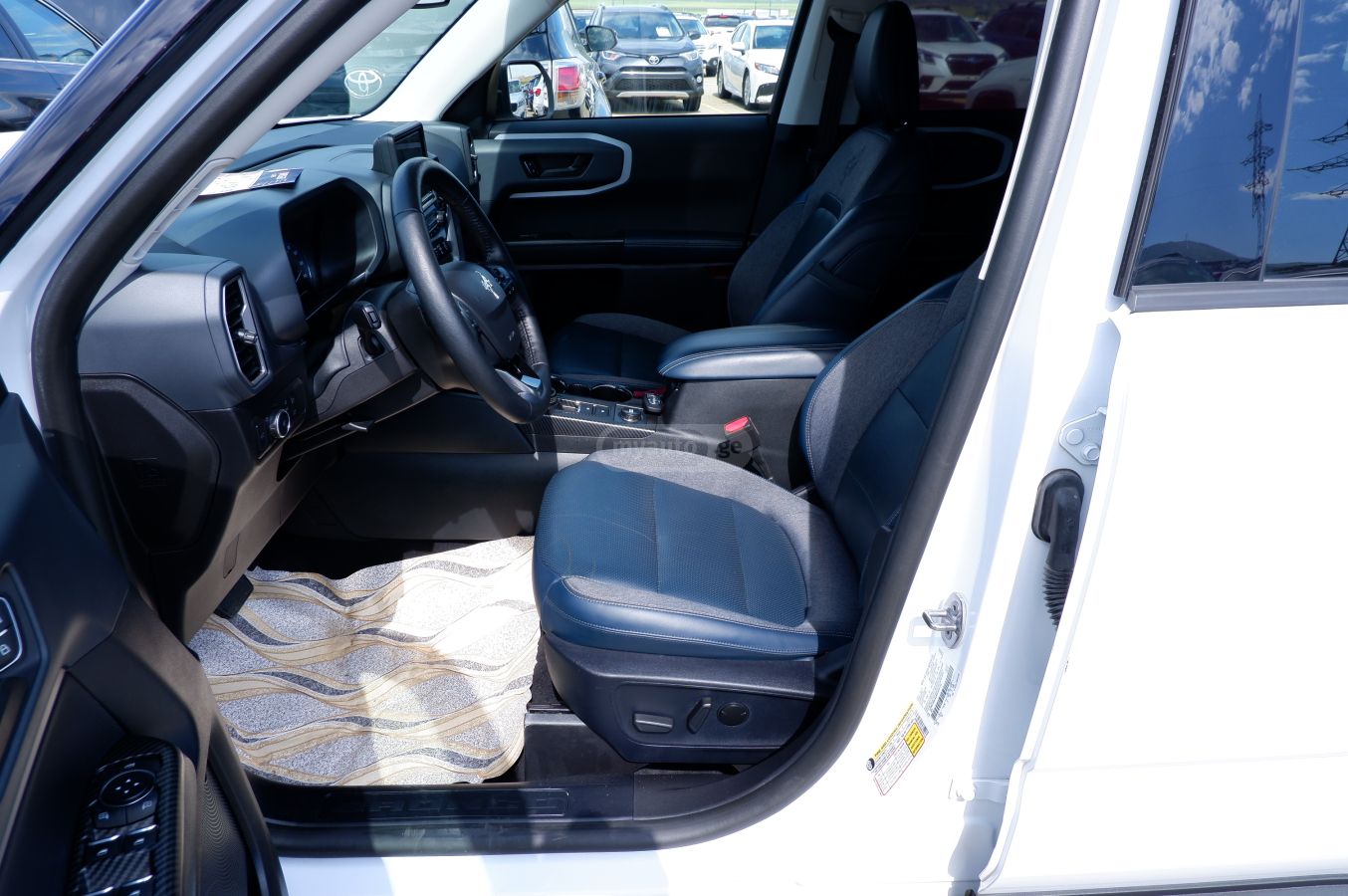 Ford Bronco - фото 10