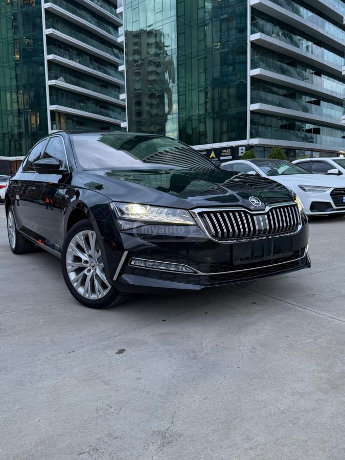 Skoda Superb - фото 2