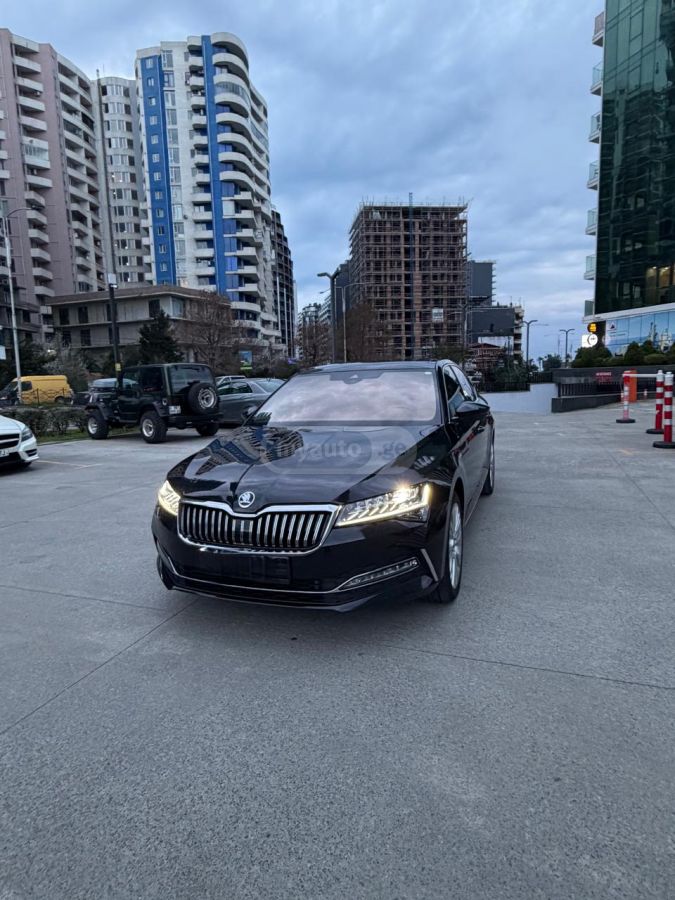 Skoda Superb - фото 3