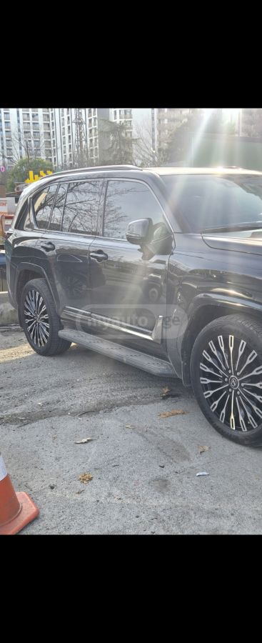 Lexus LX 600 2023 — миниатюра 2