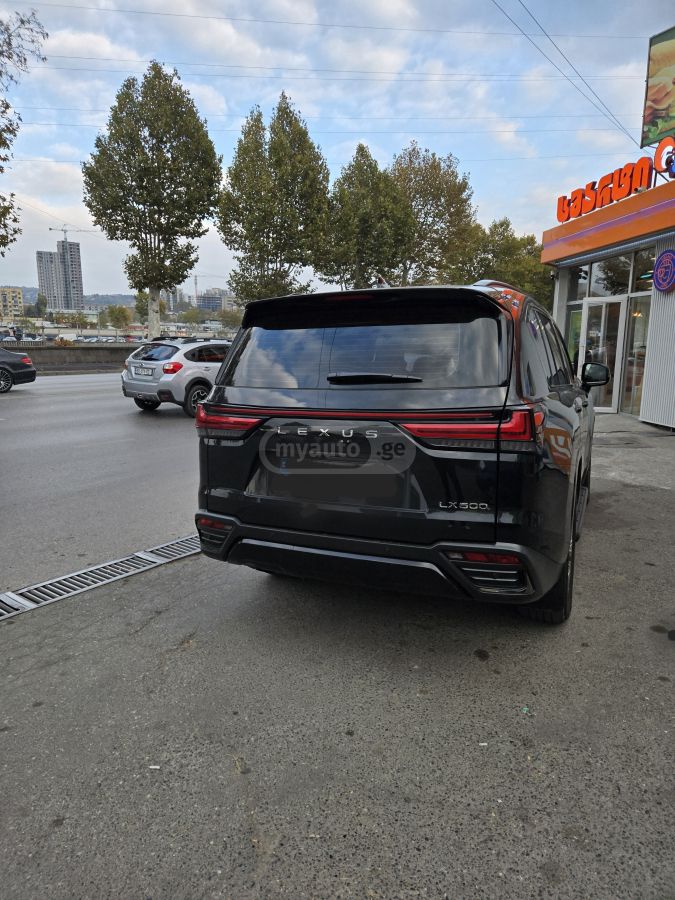 Lexus LX 600 2023 — миниатюра 4