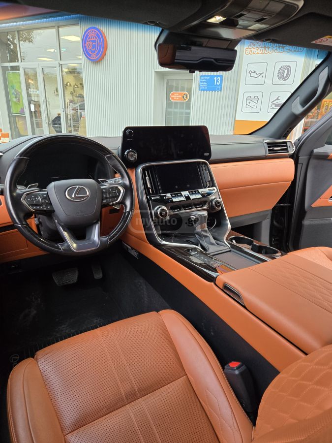 Lexus LX 600 2023 — миниатюра 6
