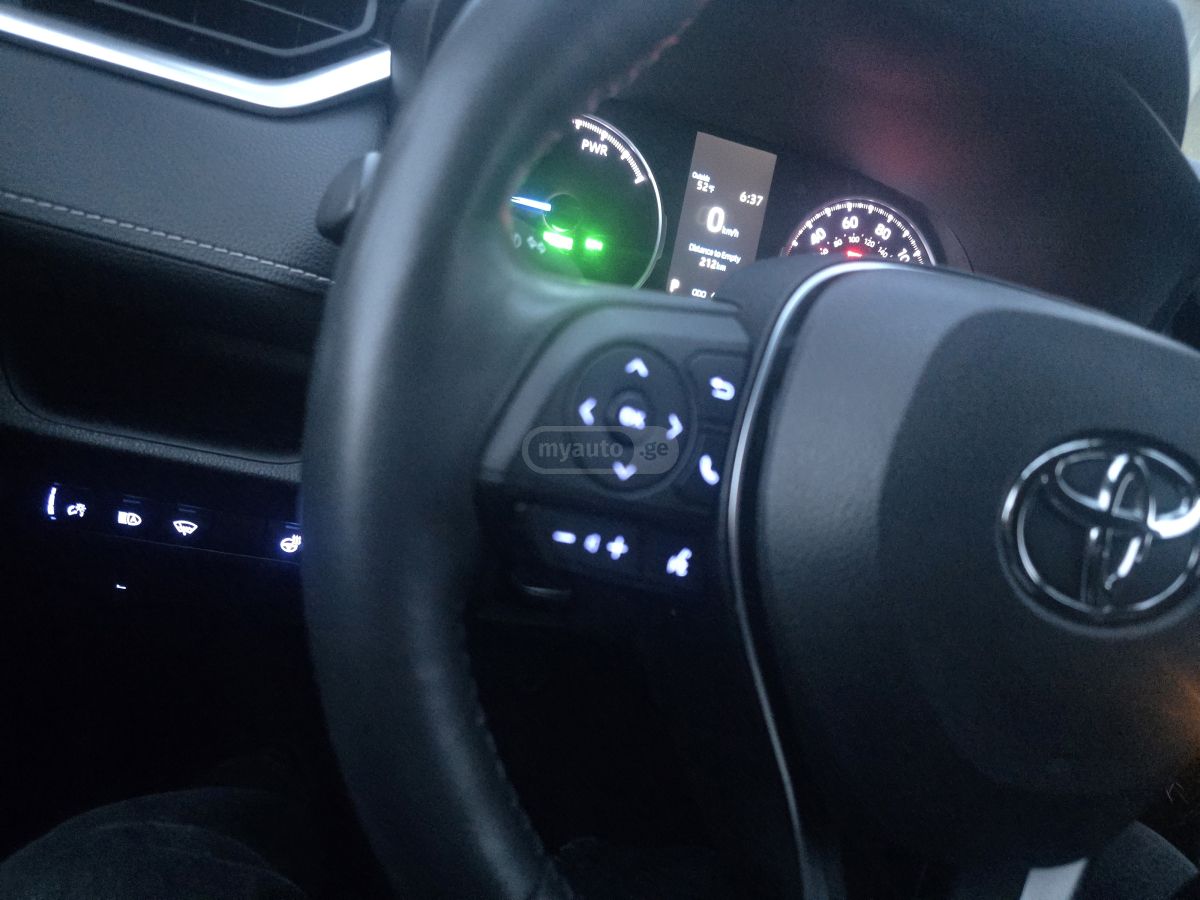 Toyota RAV 4 - фото 15