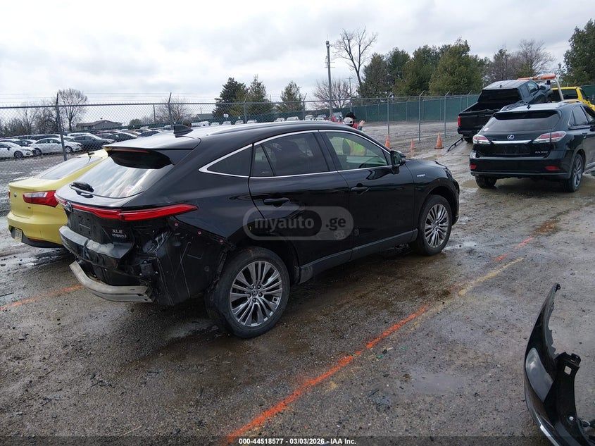 Toyota Venza - фото 4