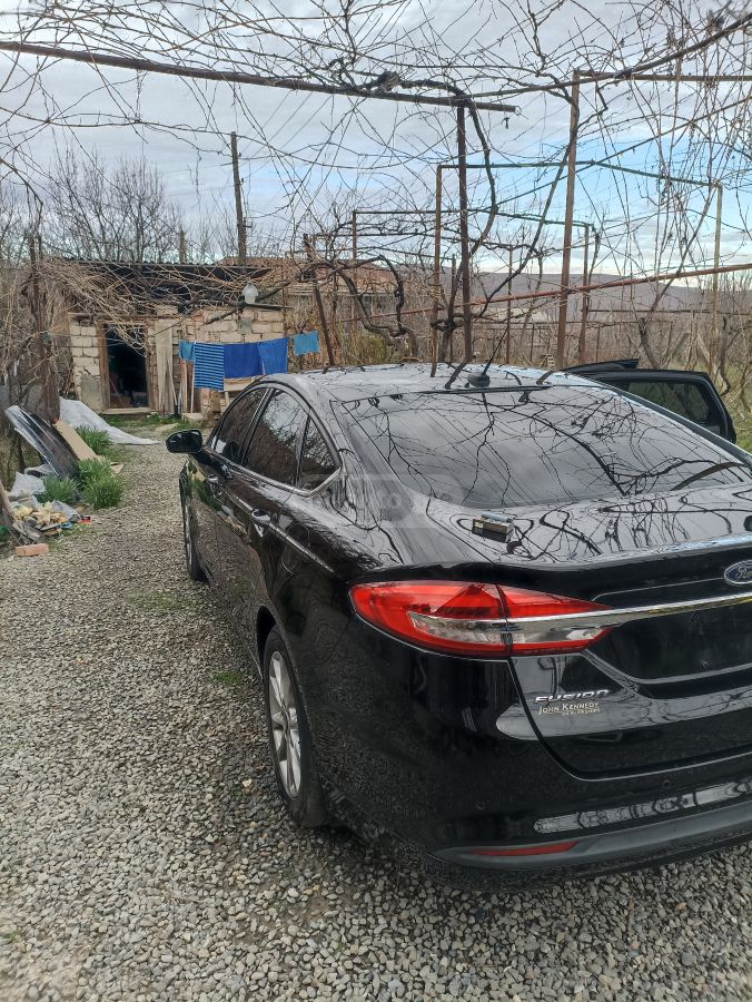 Ford Fusion - фото 5