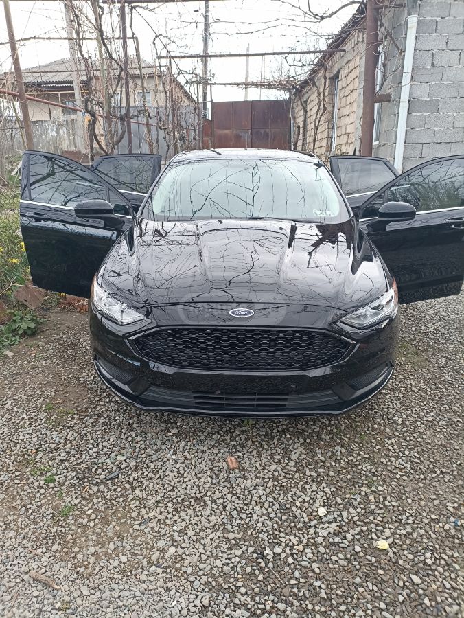 Ford Fusion - фото 9