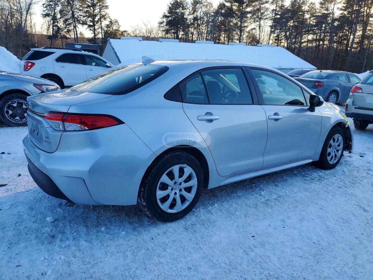 Toyota Corolla - фото 3