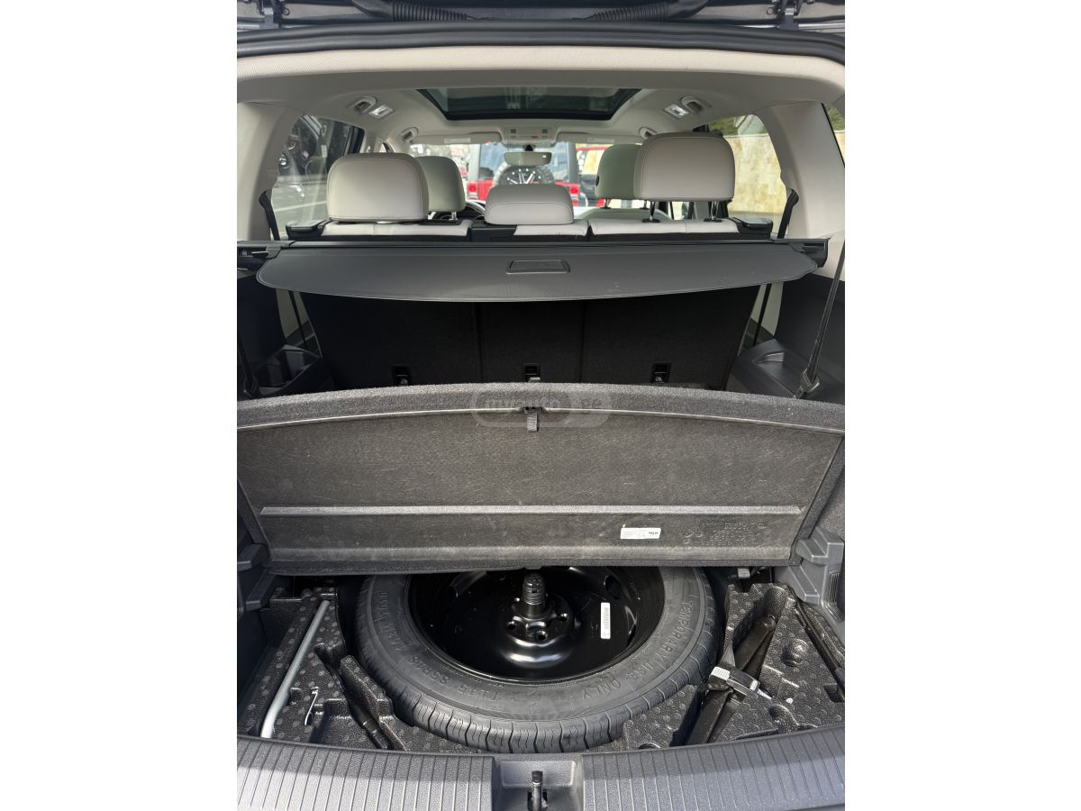 Volkswagen Tiguan - фото 14