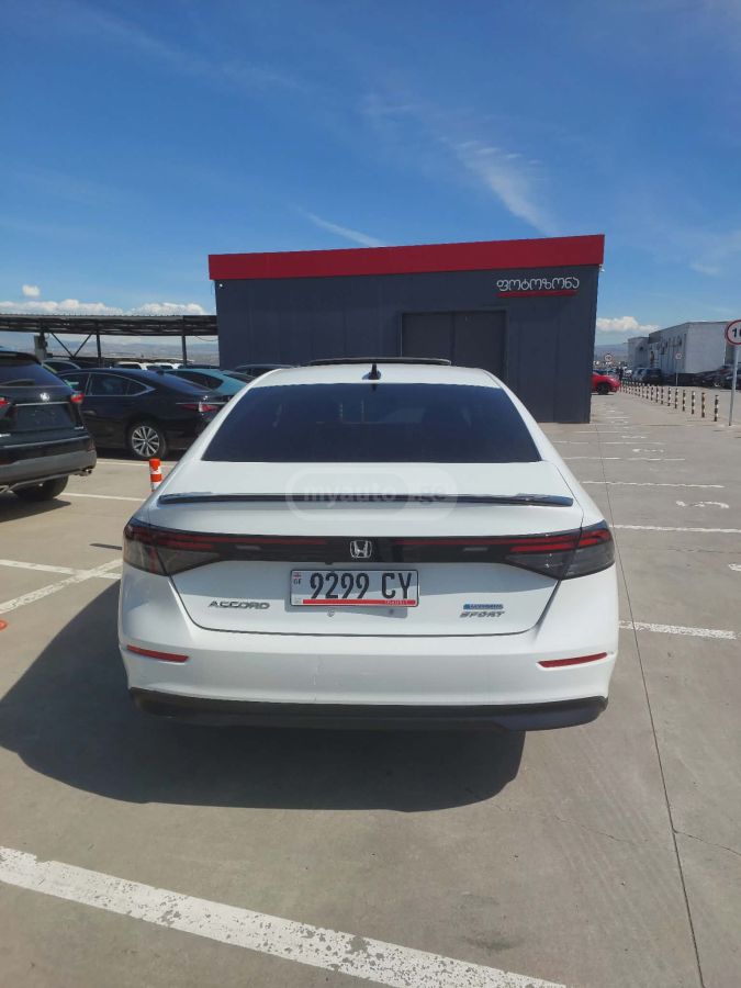 Honda Accord - фото 5