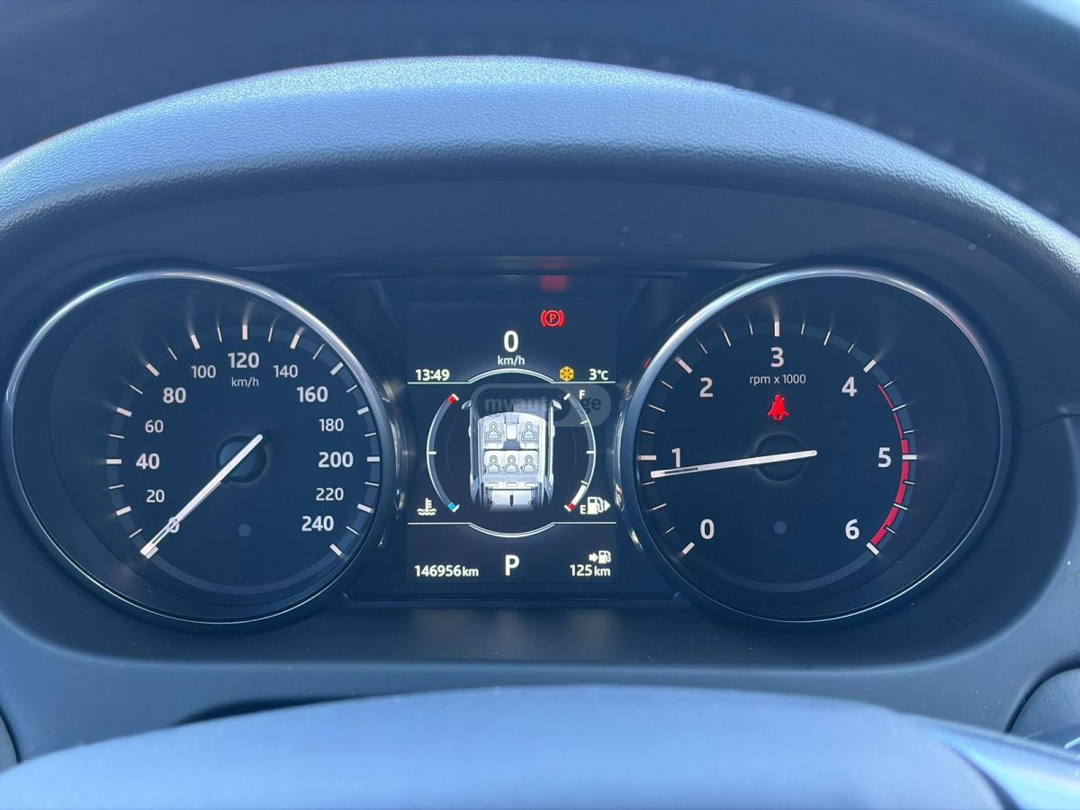 Land Rover Discovery Sport - фото 9