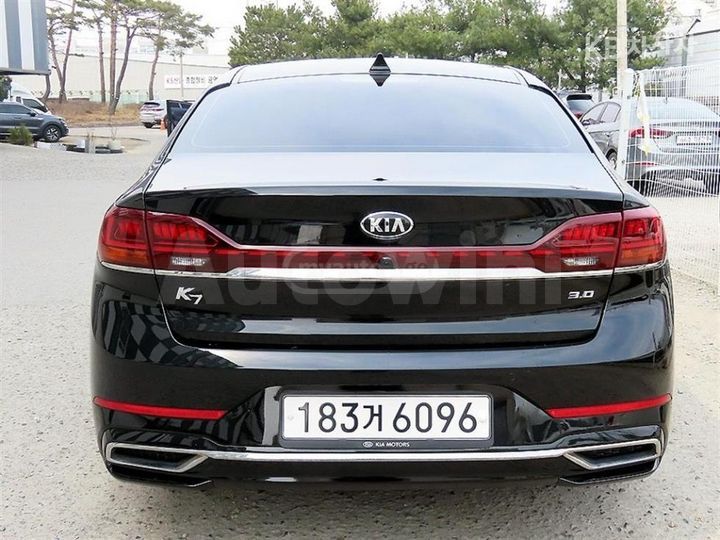 Kia Cadenza 2021 — миниатюра 4