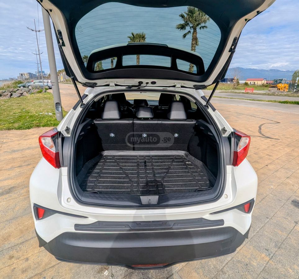 Toyota CHR - фото 3