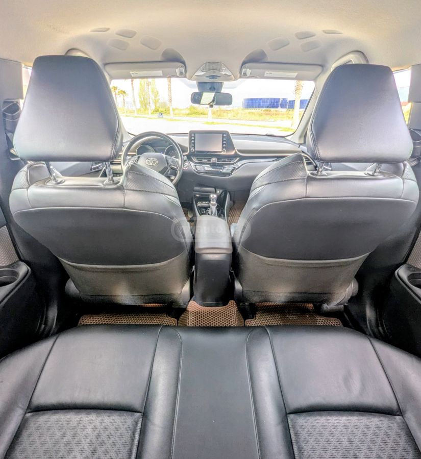 Toyota CHR - фото 7