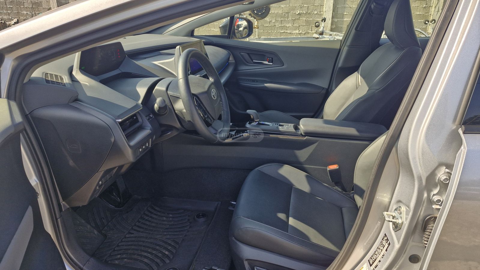 Toyota XLE — миниатюра 12