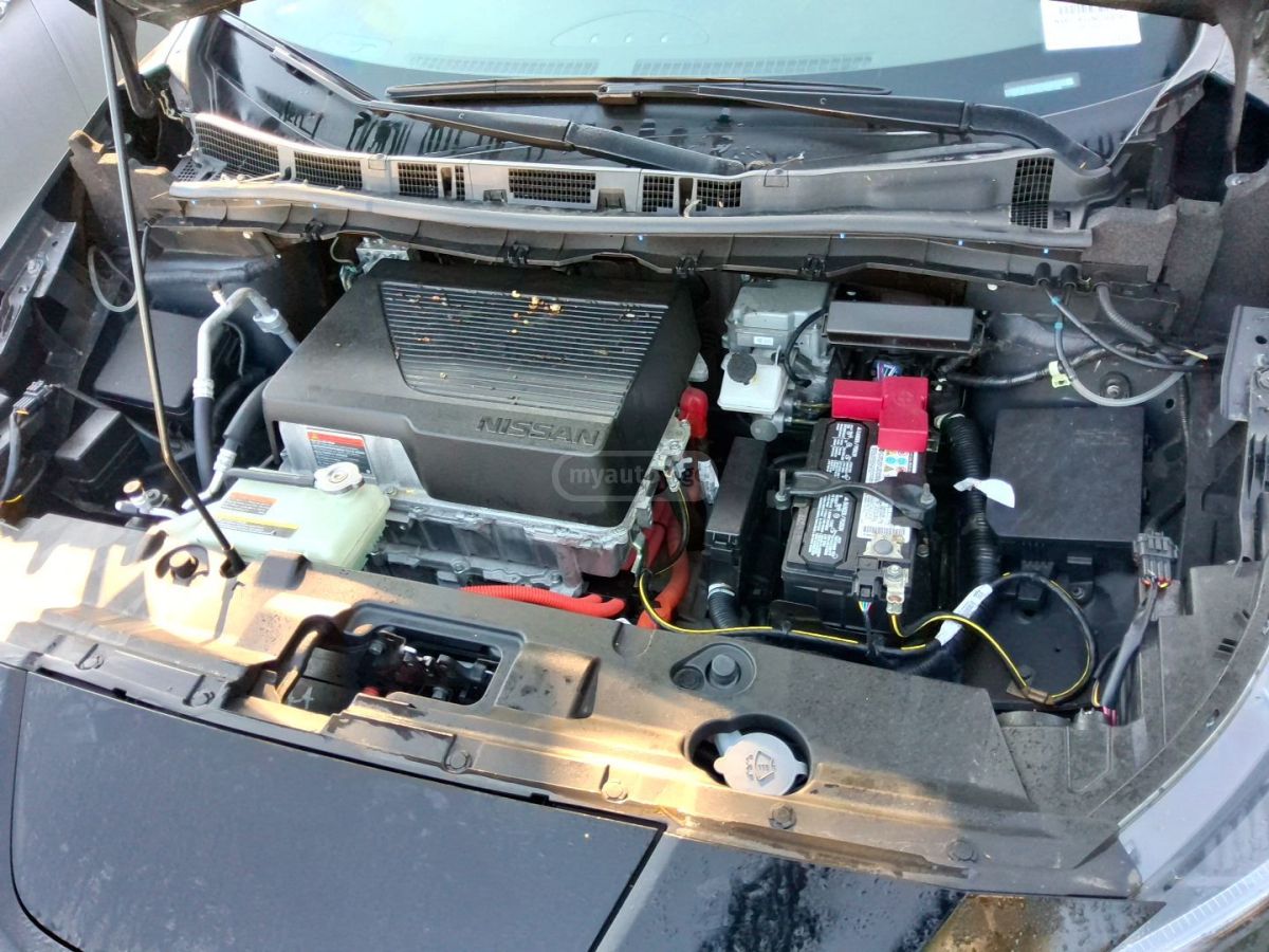 Nissan S PLUS 4dr Hatchback Automatic — миниатюра 10