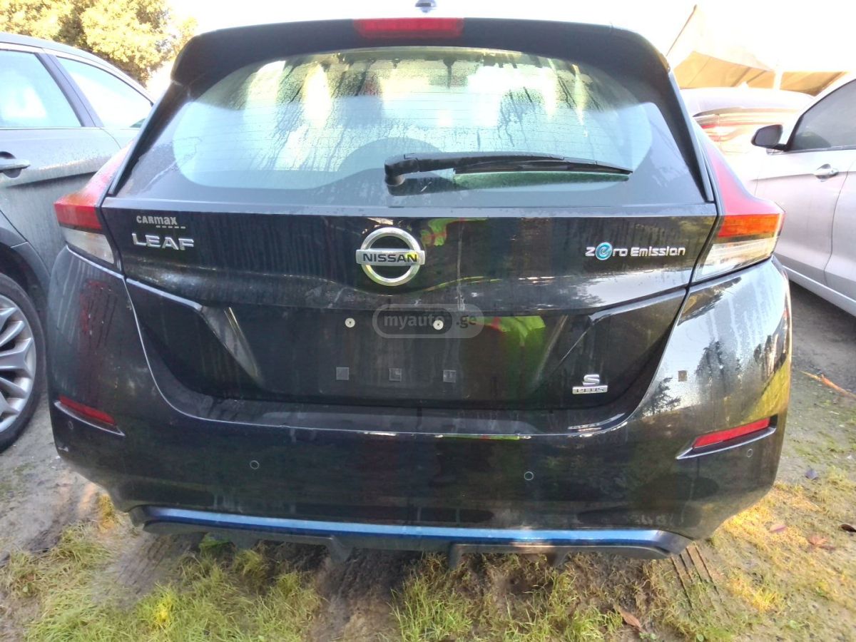 Nissan S PLUS 4dr Hatchback Automatic — миниатюра 4