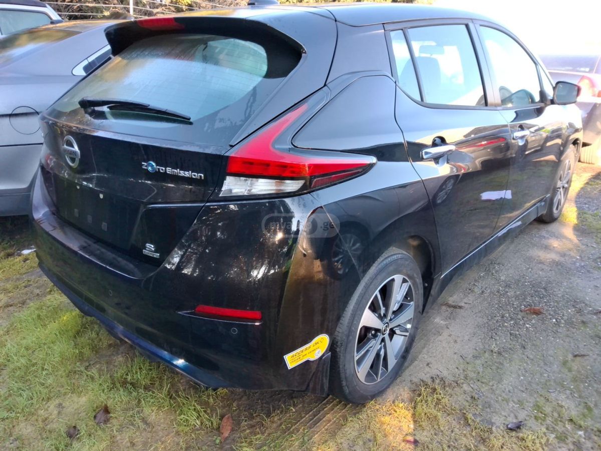 Nissan S PLUS 4dr Hatchback Automatic — миниатюра 5