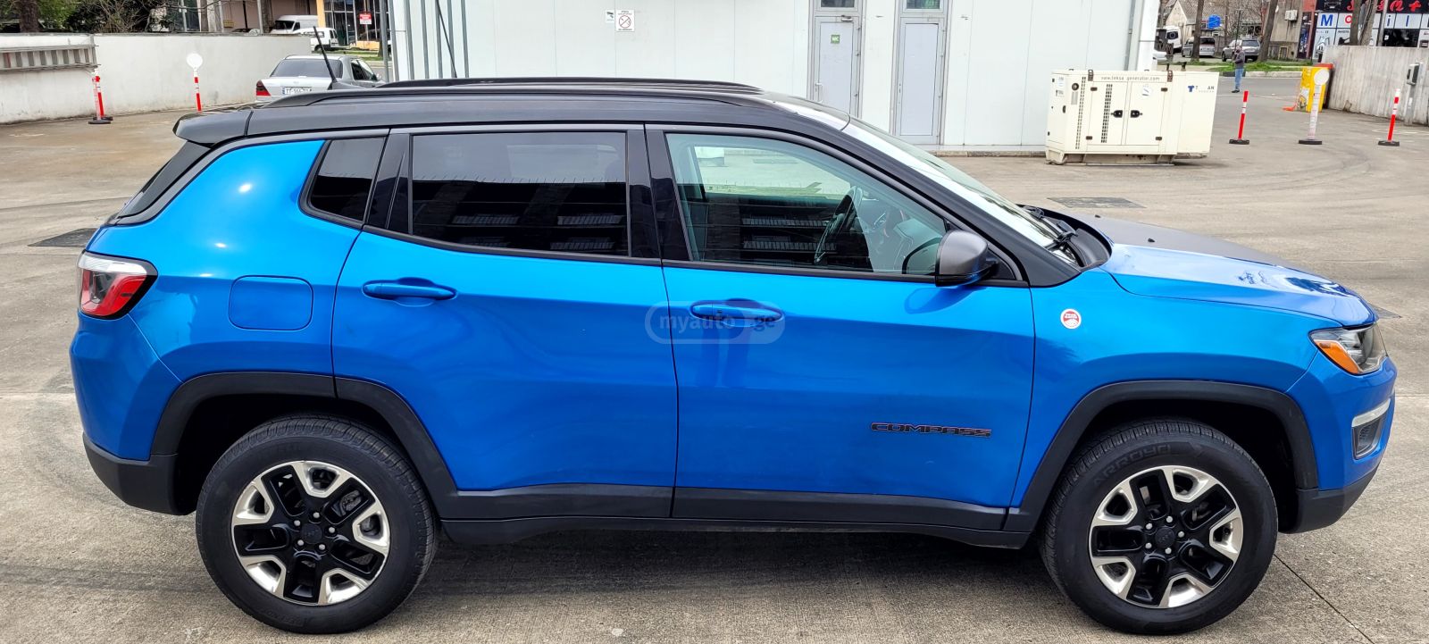 Jeep Compass - фото 8