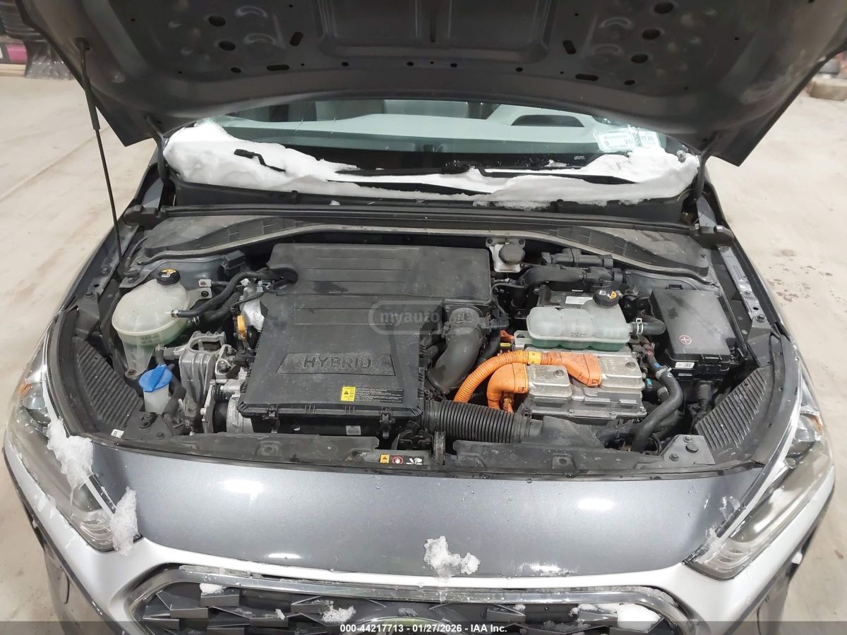 Hyundai Ioniq - фото 10