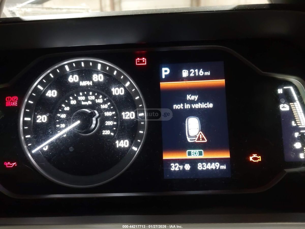 Hyundai Ioniq - фото 15