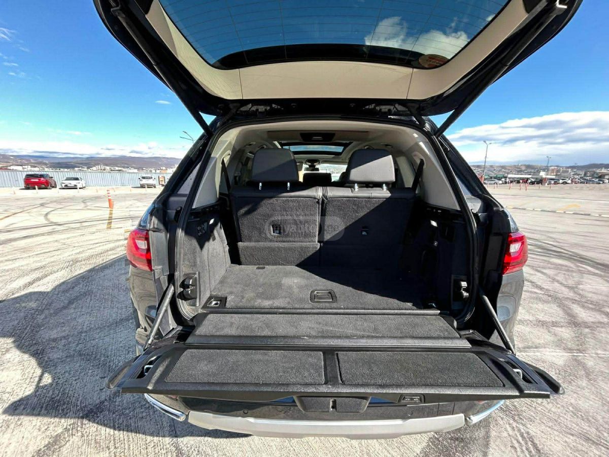 BMW X7 - фото 10