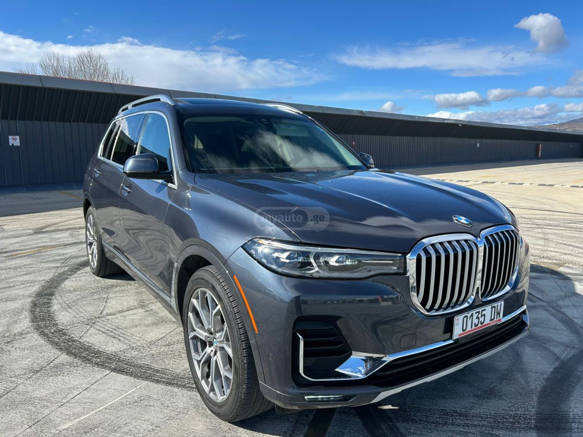 BMW X7 - фото 5