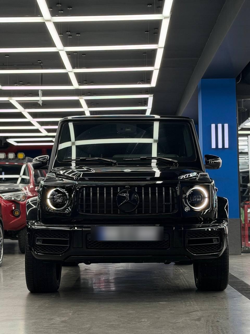 Mercedes-Benz Base AMG G 63 4dr All Wheel Dr — миниатюра 1