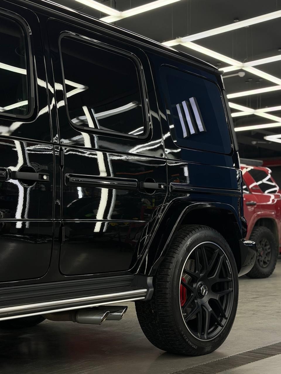 Mercedes-Benz Base AMG G 63 4dr All Wheel Dr — миниатюра 7