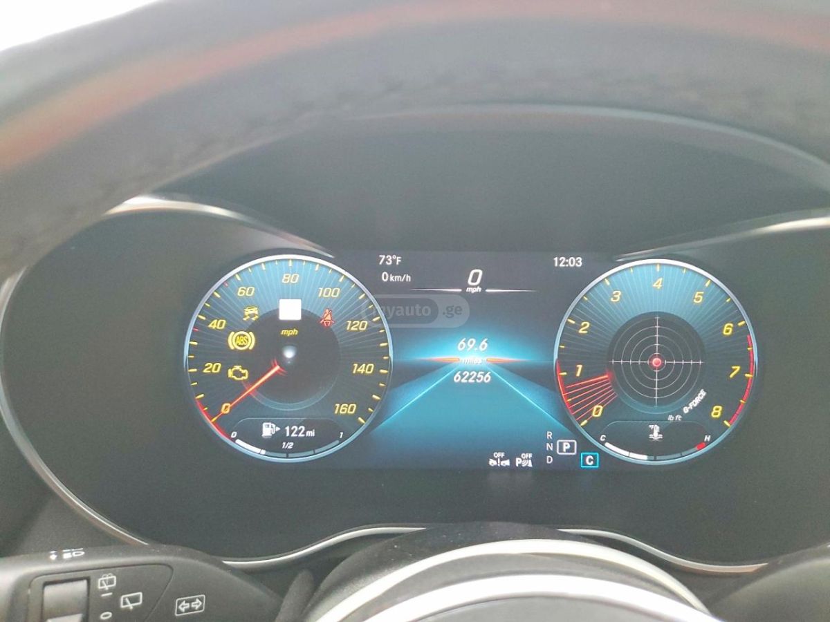 Mercedes-Benz GLC 300 - фото 9