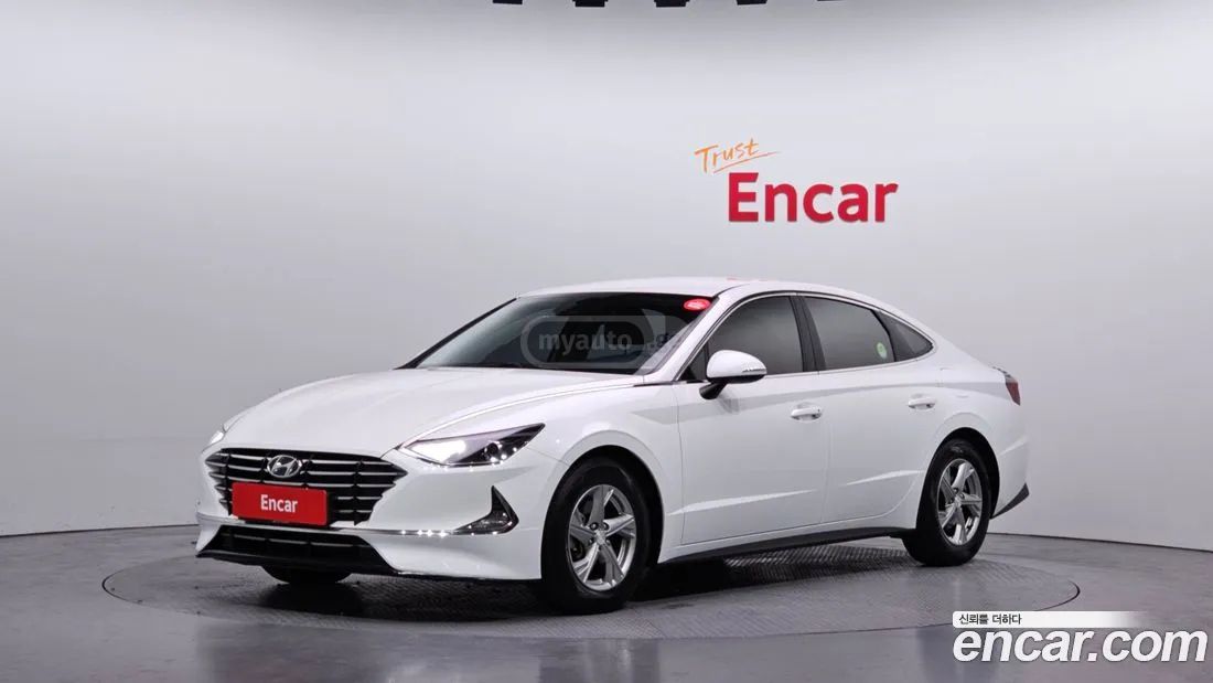 Hyundai Sonata - фото 1