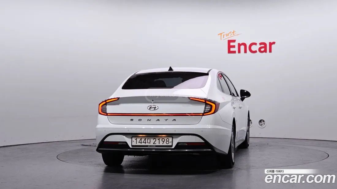 Hyundai Sonata - фото 4