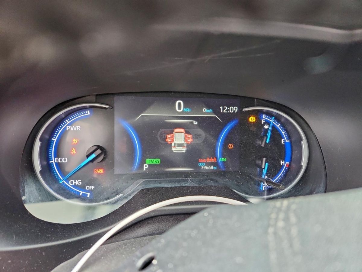 Toyota RAV 4 - фото 9