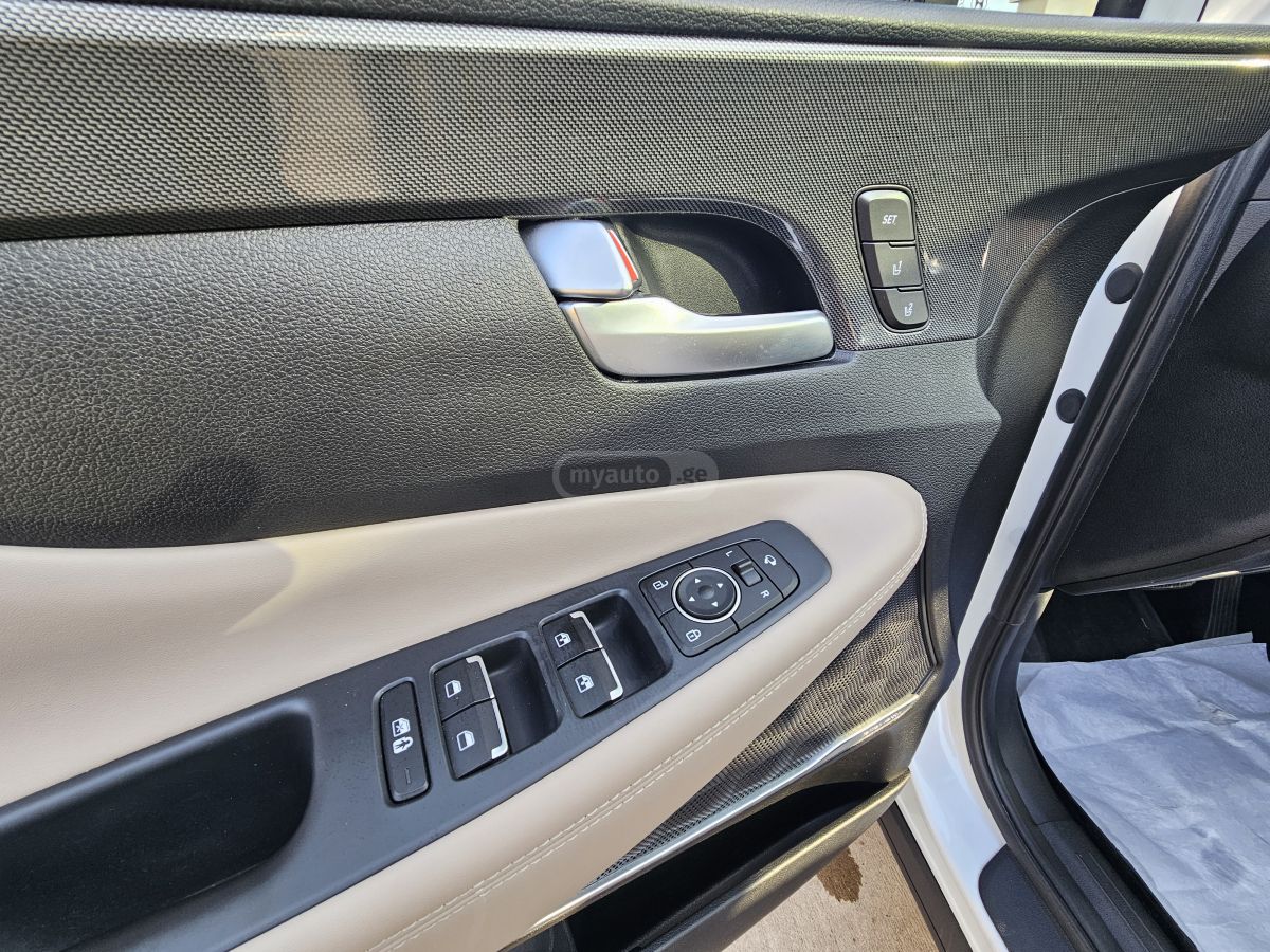 Hyundai Limited 4dr All-Wheel Drive Au — миниатюра 11