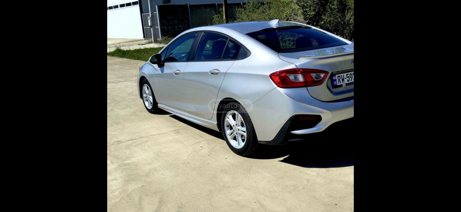 Chevrolet Cruze - фото 2