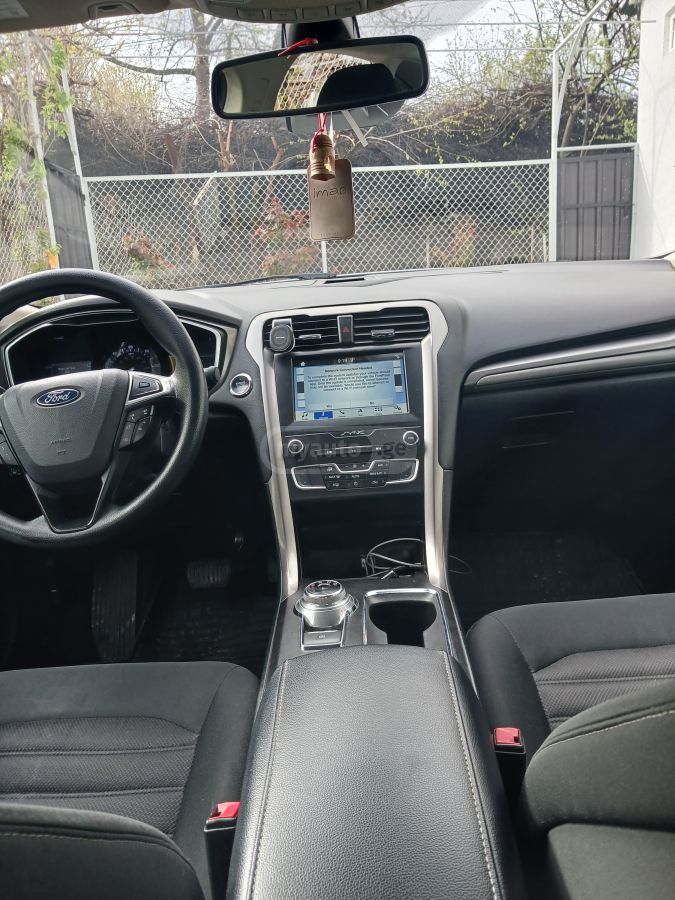 Ford Fusion - фото 10