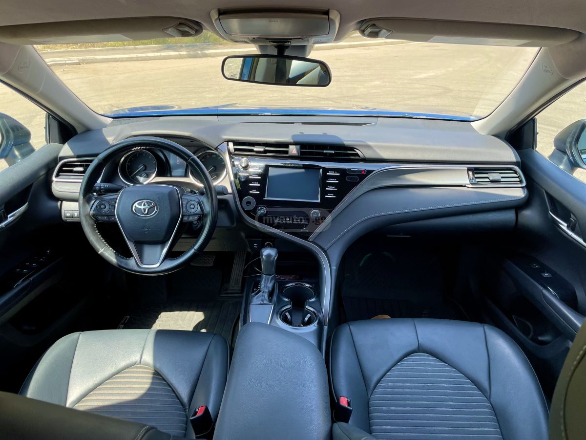 Toyota Camry - фото 7
