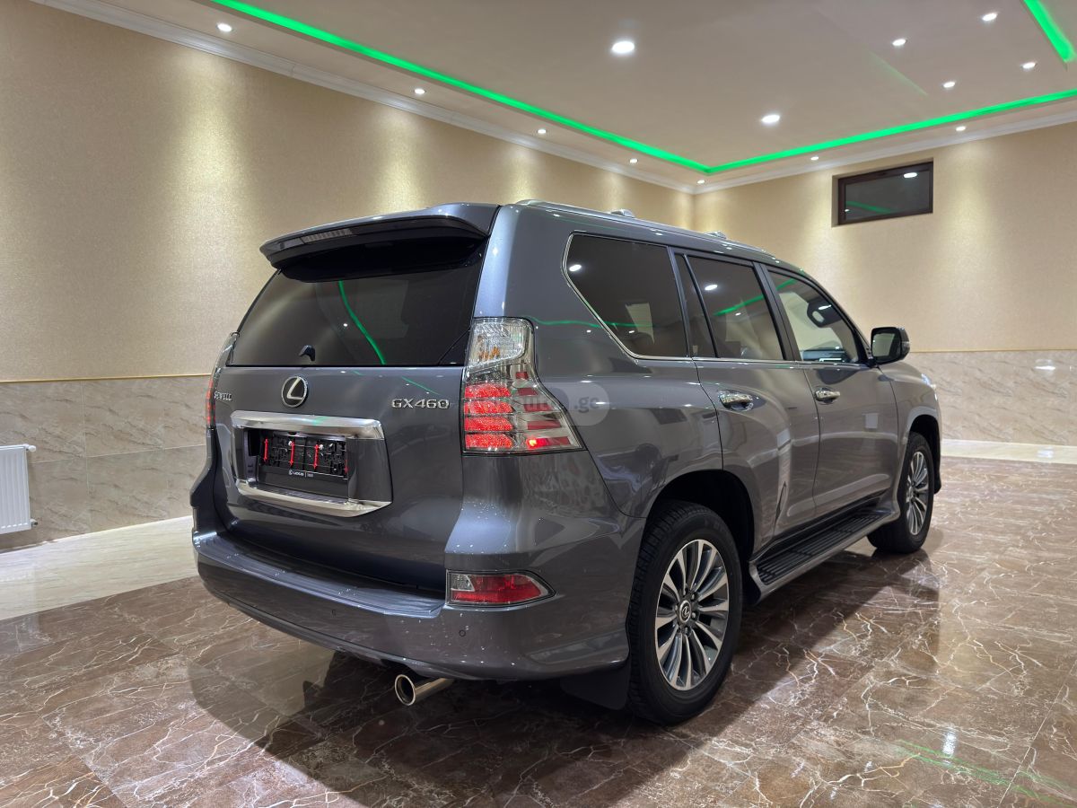 Lexus Luxury 4dr 4x4 Automatic — миниатюра 2