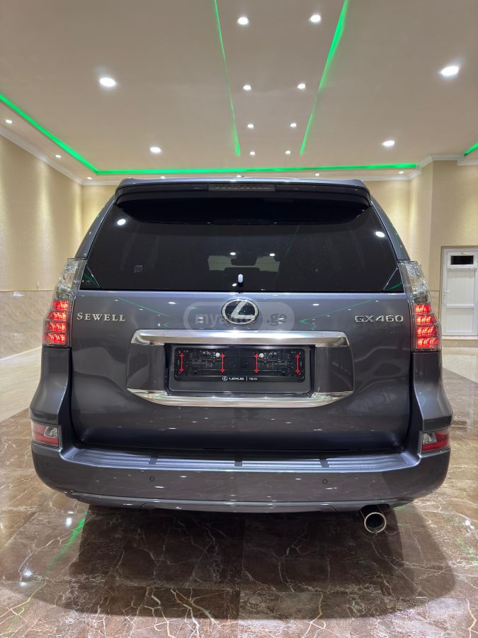 Lexus Luxury 4dr 4x4 Automatic — миниатюра 3