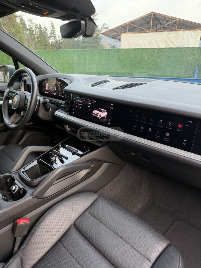 Porsche Cayenne - фото 3